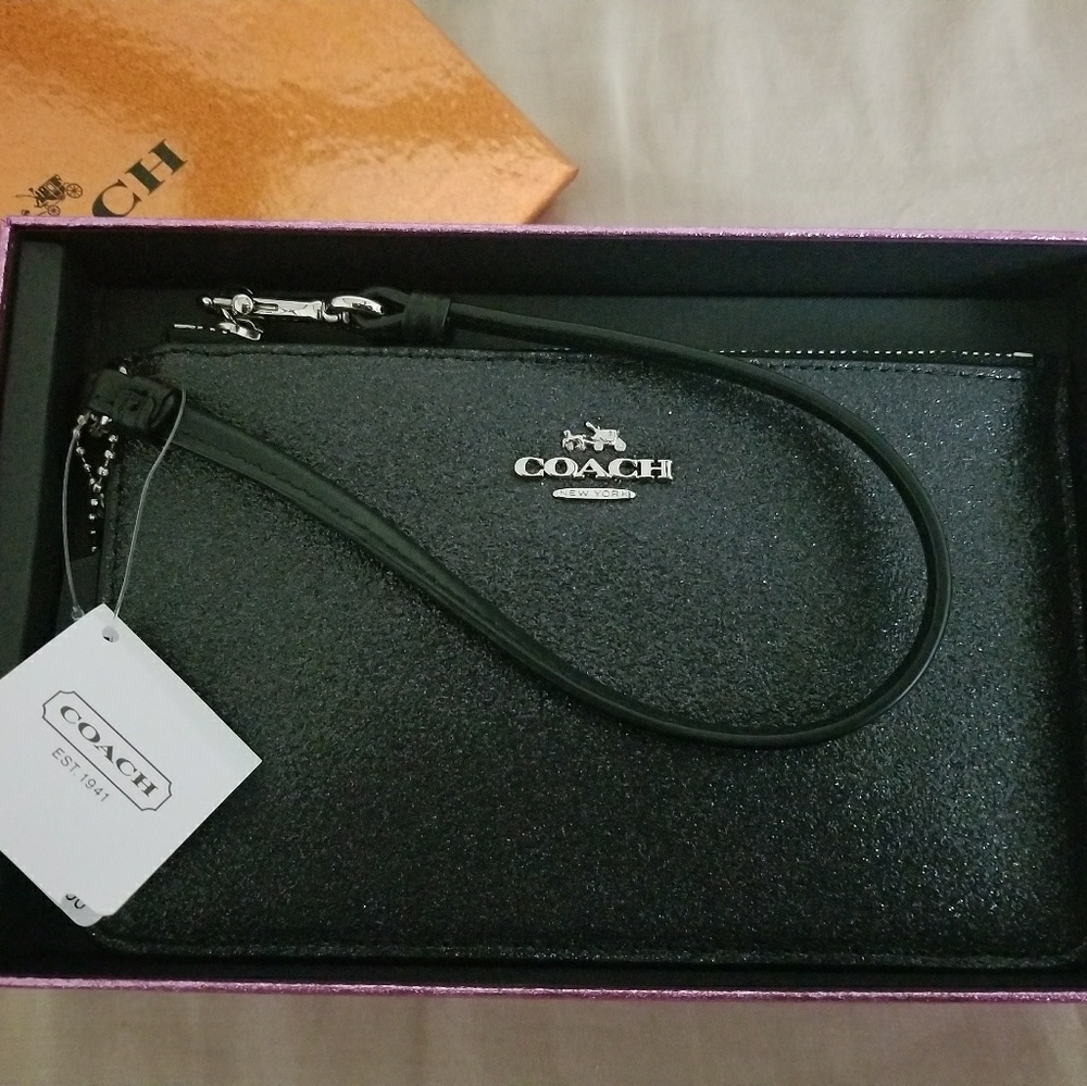 Authentic Coach wristlet - Picture 1 of 3
